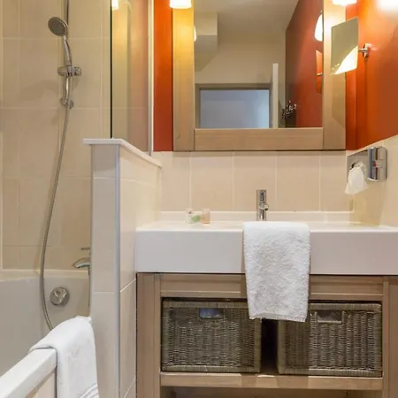 Et Spa 2p 4p. House *